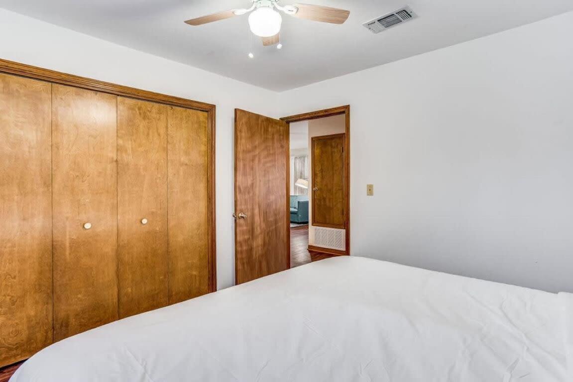 Brilliant In Bellview-Back Unit-- Mins To Nas Pensacola, Beach, Shopping Екстер'єр фото