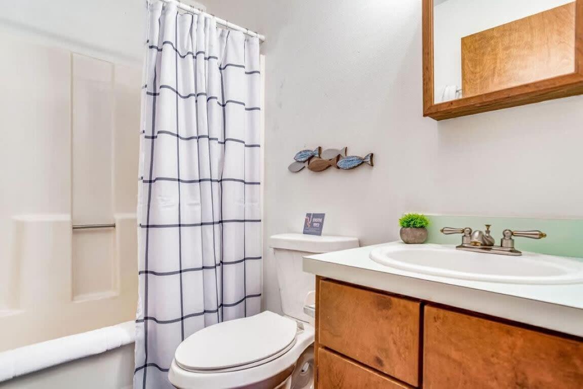 Brilliant In Bellview-Back Unit-- Mins To Nas Pensacola, Beach, Shopping Екстер'єр фото