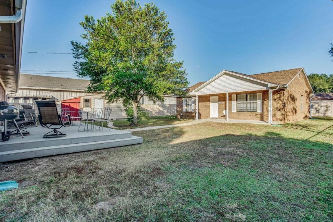 Brilliant In Bellview-Back Unit-- Mins To Nas Pensacola, Beach, Shopping Екстер'єр фото